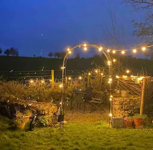 Cosy Farmhouse In The Heart Of